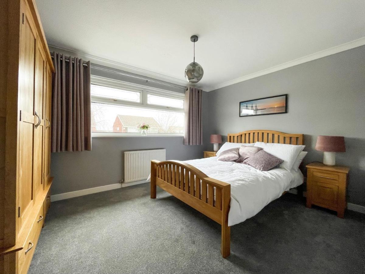 Well Situated, Cosy 2 Bed House Villa West Kirby Exterior photo