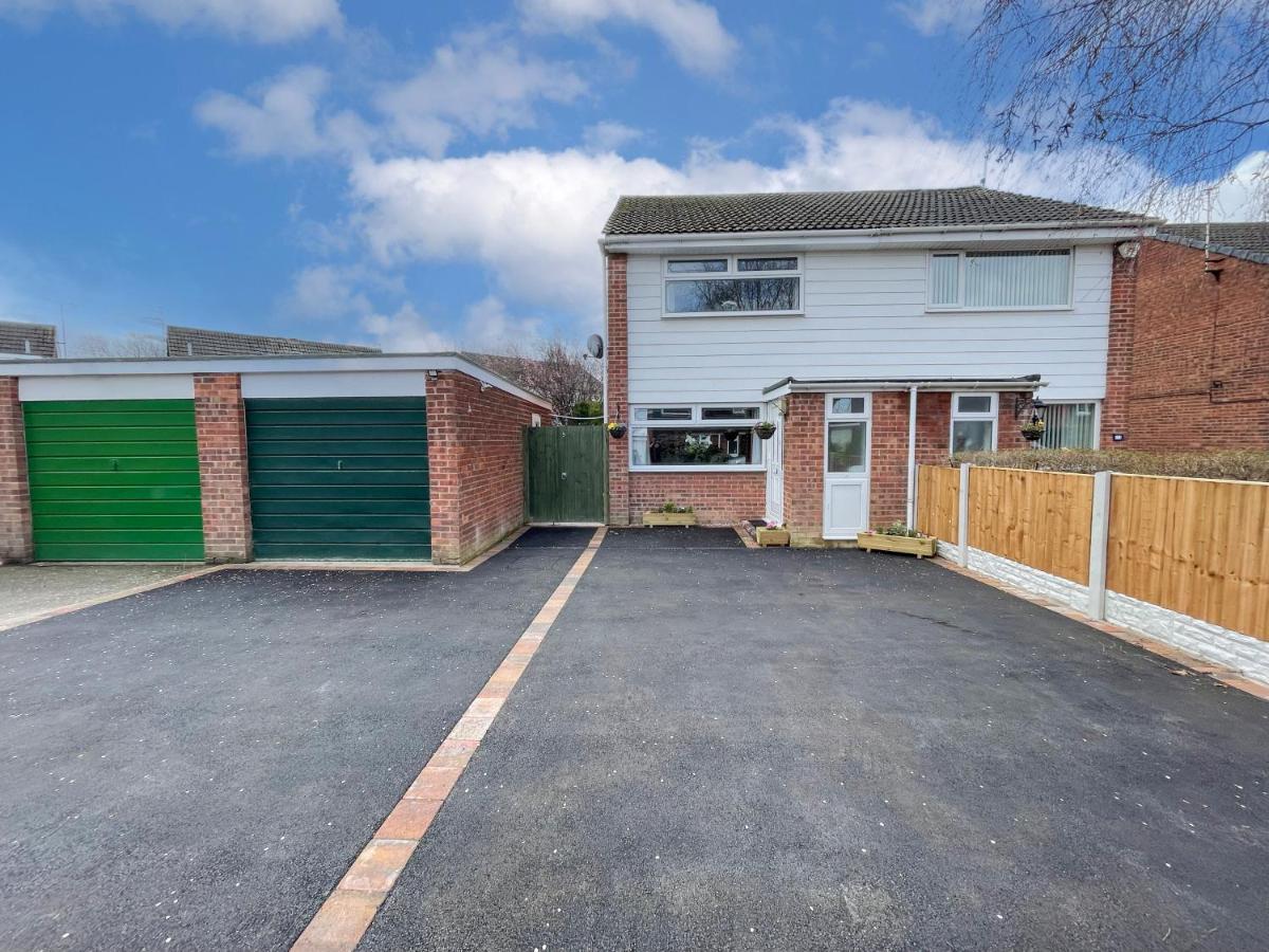 Well Situated, Cosy 2 Bed House Villa West Kirby Exterior photo